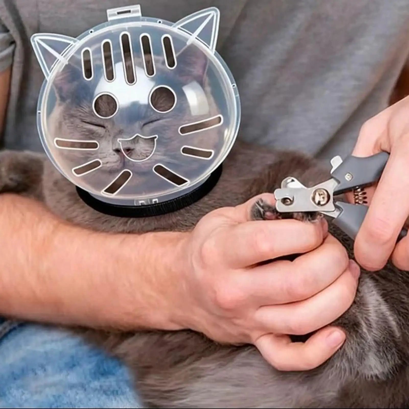 Transparent Breathable Cat Bubble Muzzle & Face Cover - for Bathing, Nail Trimming, Shedding, Bite Prevention, Behavior Training PawsnHeart